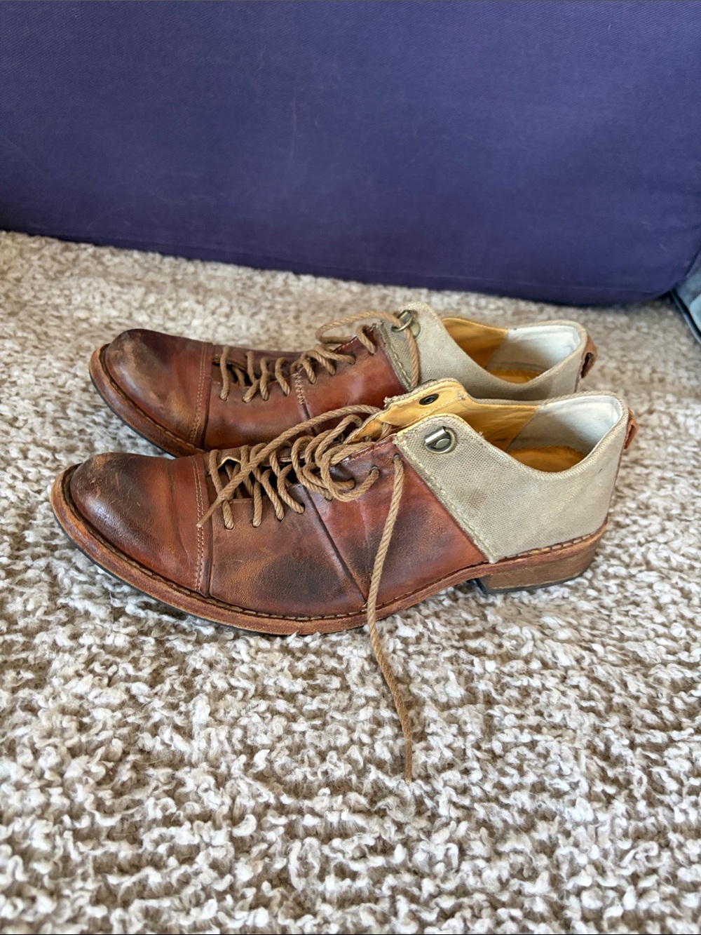 Timberland Brown Leather Oxfords with Tan Canvas Collar
